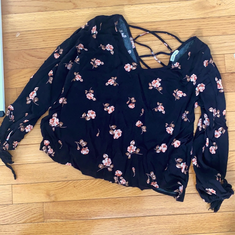 Black and Pink Floral Cropped Top with Tie Up Sleeves